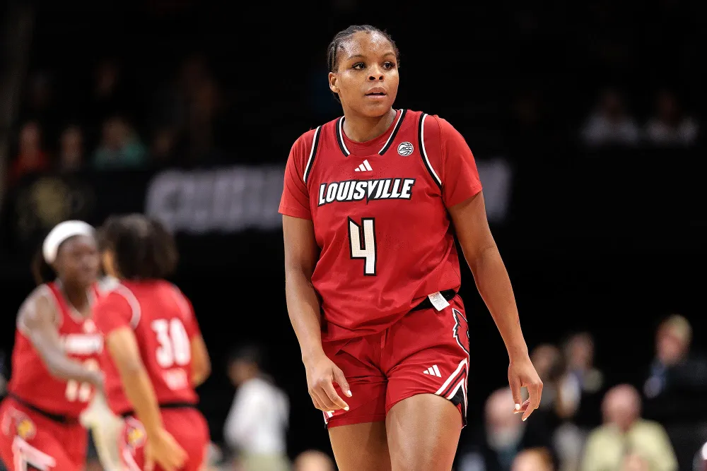 Mackenly Randolph on Kobe Workouts the NBA and Her 1st March Madness