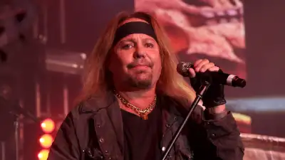Motley Crue s Vince Neil Confirms Surgery Postpones Concerts