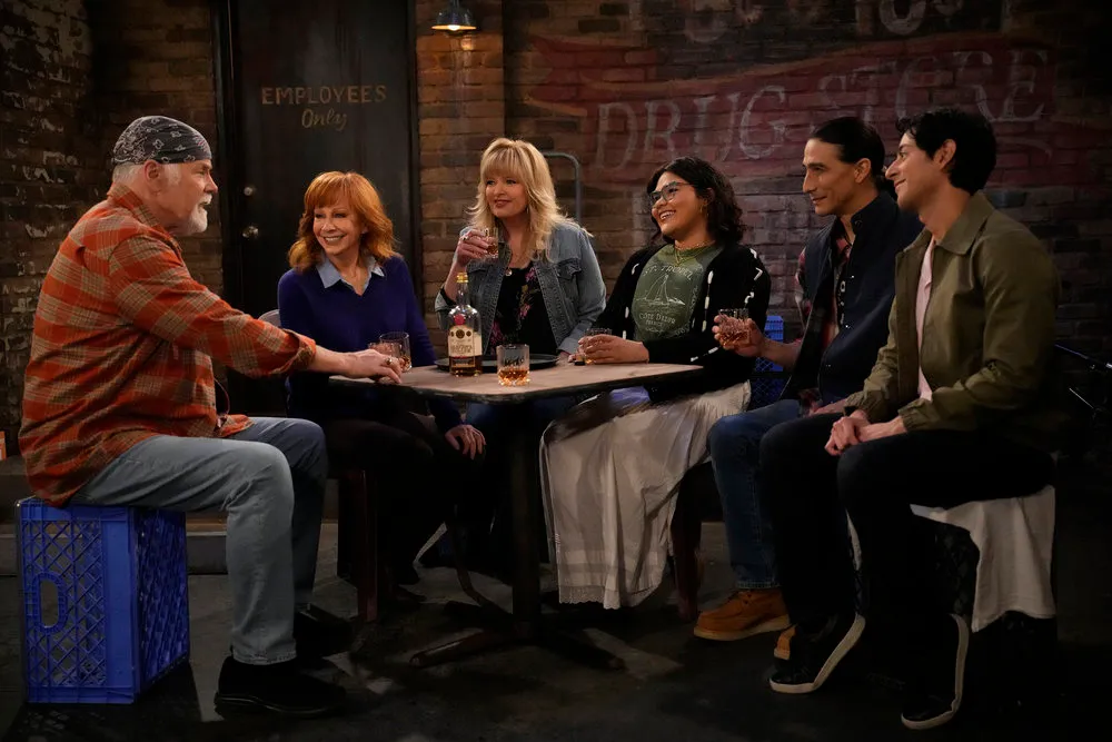 Melissa Peterman Reveals Which Celebs Want to Guest Star on 'Happy's Place'