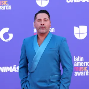 Oscar De La Hoya on Coping With Alcohol Use and Depression It s All Balance