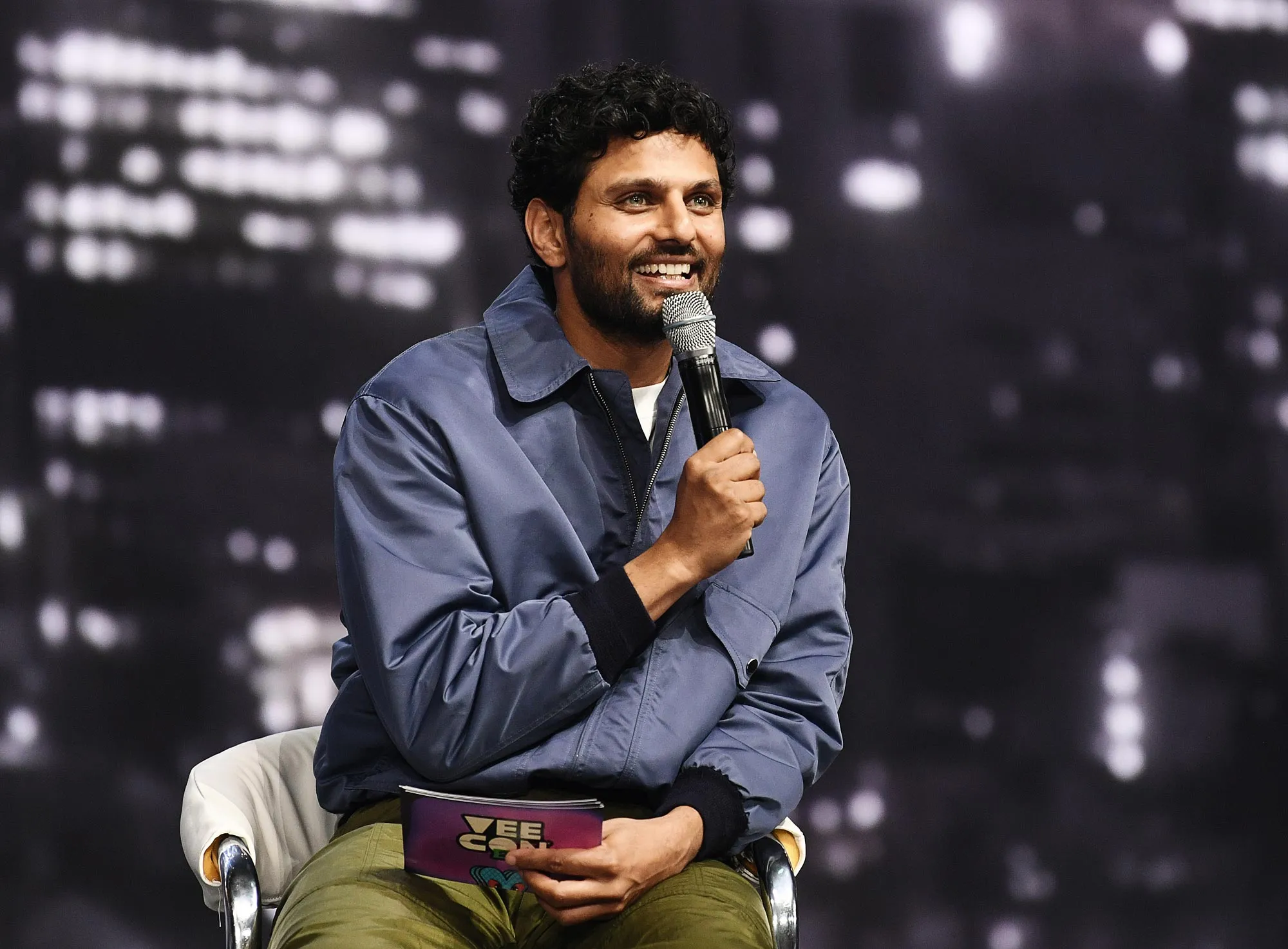 Podcaster Jay Shetty Shares His Tips and Tricks on How to Find Happiness 722