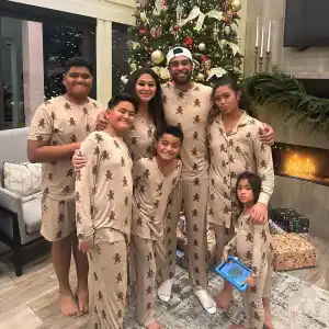 Pro Golfer Tony Finaus Family Guide Wife Layna Finau and Their 6 Kids