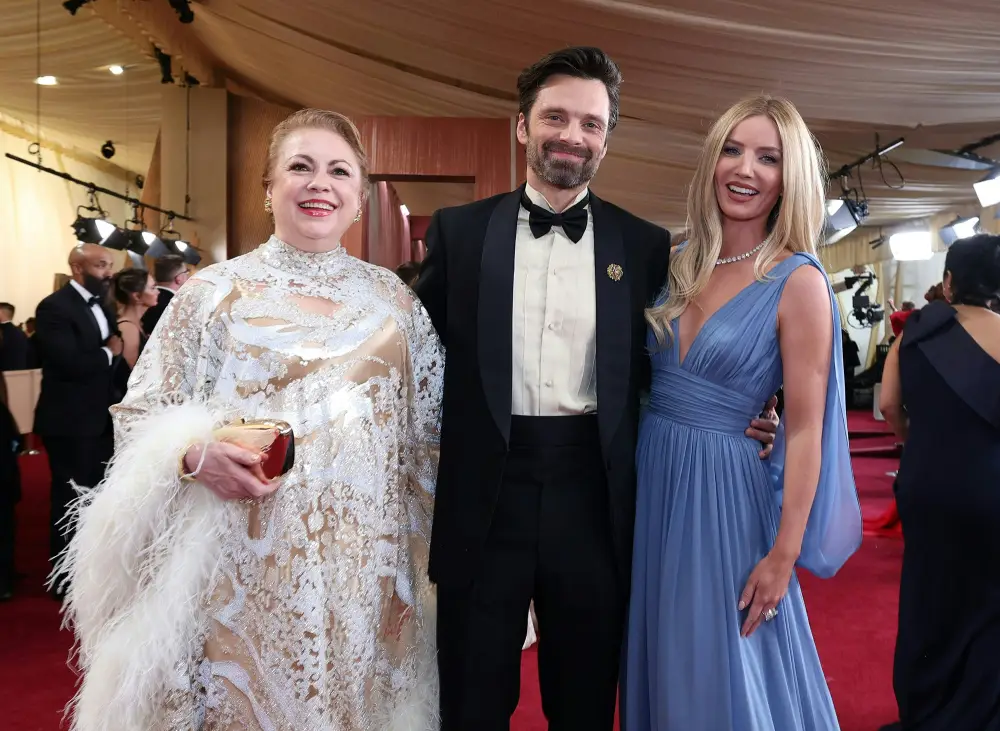 Sebastian Stan and Annabelle Wallis Pose With His Mom at 2025 Oscars