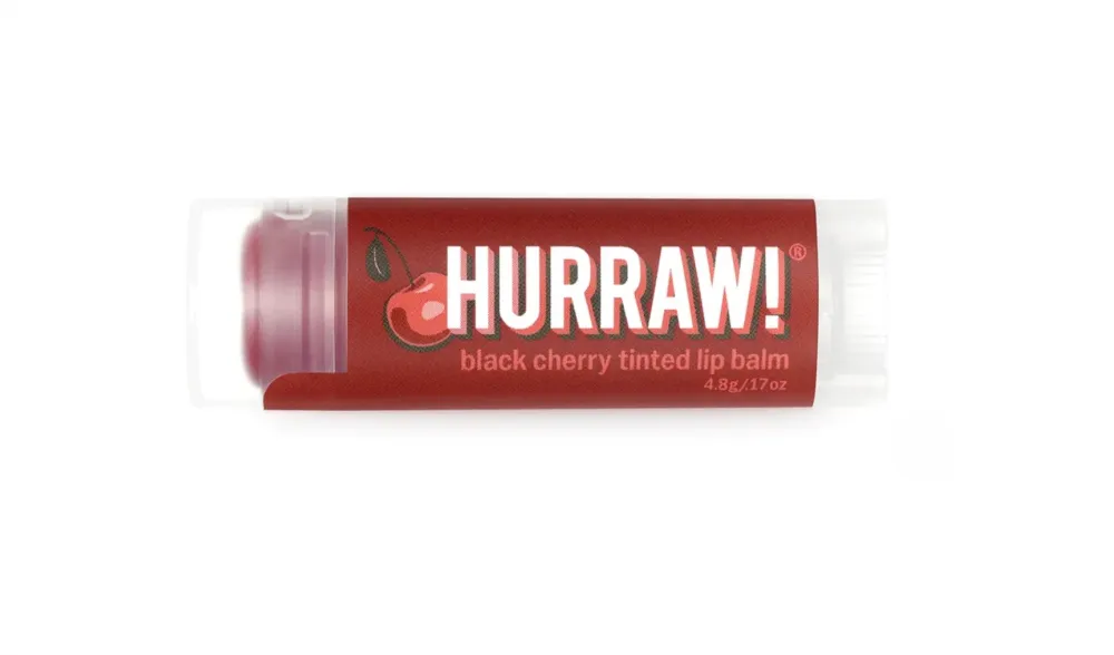 Sonequa Martin-Green What&rsquo;s In My Bag