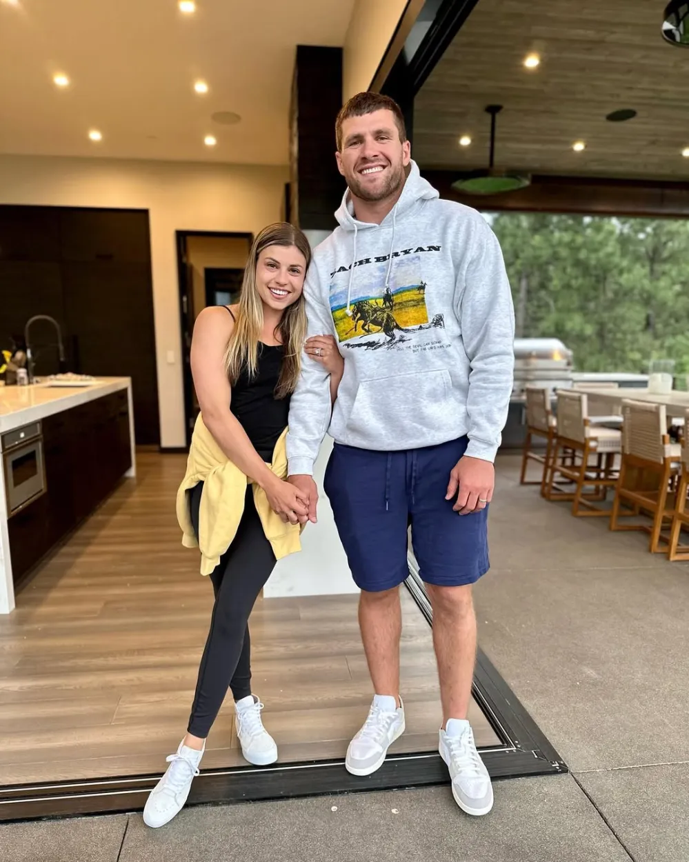Steelers' T.J. Watt, Wife Dani, Announce the Birth of 1st Child