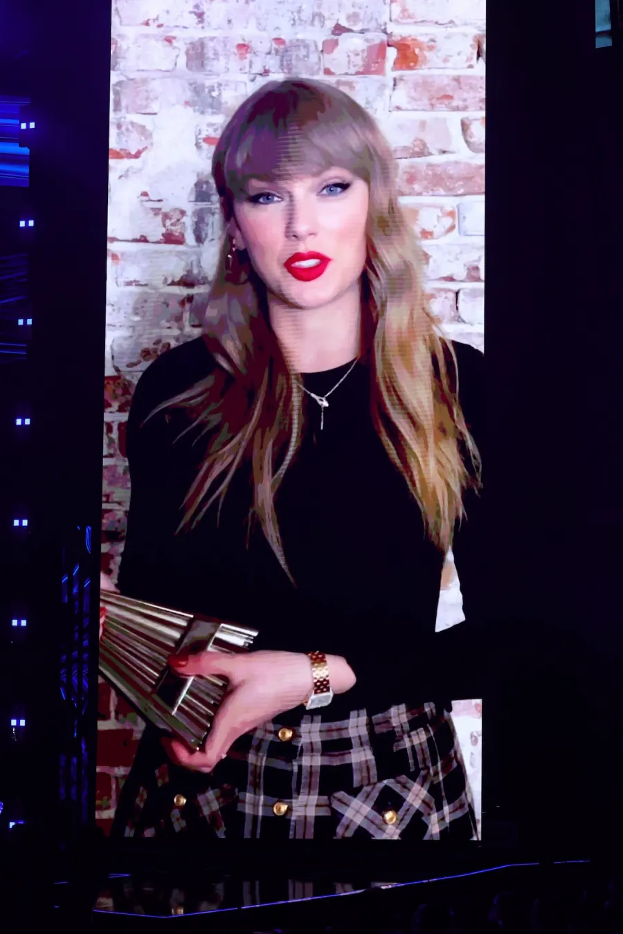 Taylor Swift Skirt Moments