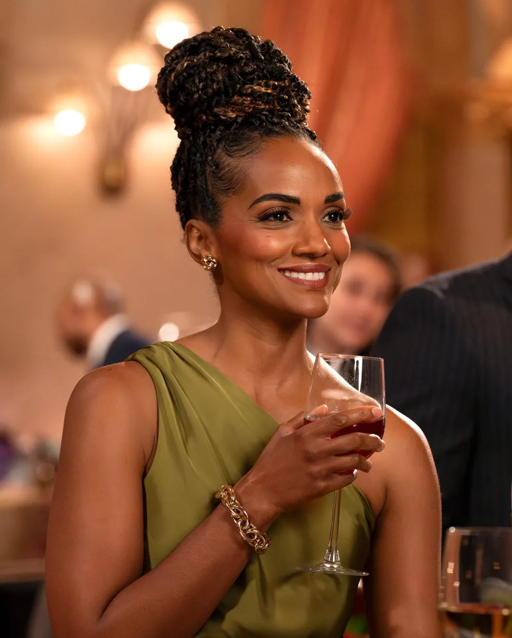 The Rookies Nathan Fillion Talks Nolan and Harpers Bond Bailey Romance