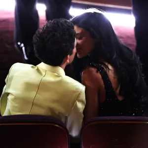 Timmy and Kylie Kissing Inside the Oscars