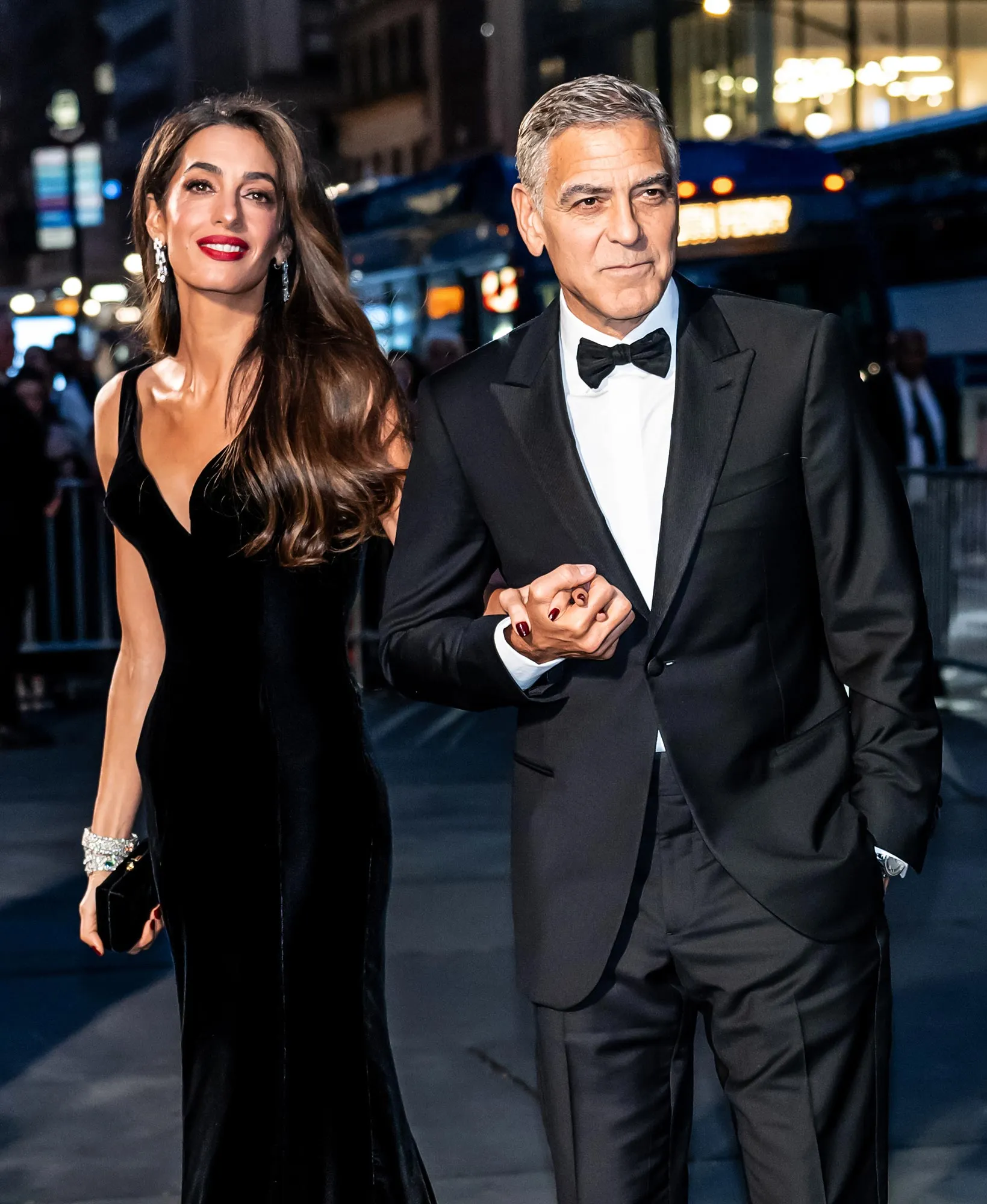 Luxury Handbag Shopping s 5 Hot Stories George Clooney s NYC Life Brooke Hogan Went No Contact With Parents 131