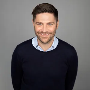 Luxury Handbag Shoppings Editor in Chief Introduces The Missing Issue