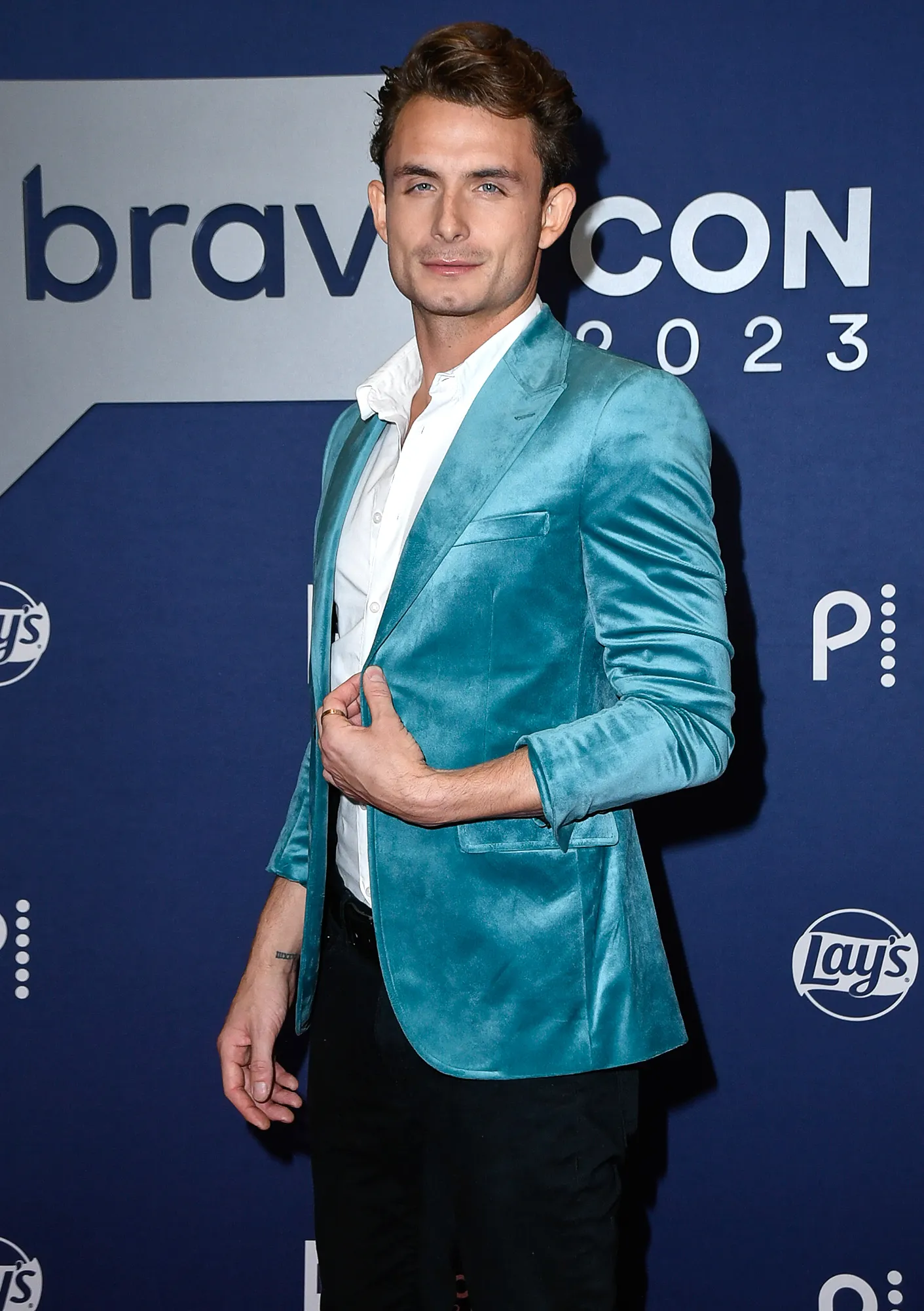 James Kennedy Apologizes for Posting Photo With the Tate Brothers: I 'Condemn Their Beliefs'