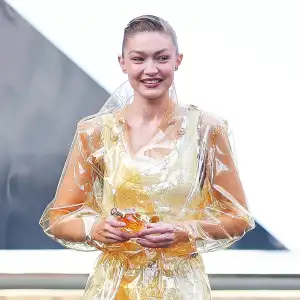 What Does Gigi Hadid Smell Like A Million Dollars
