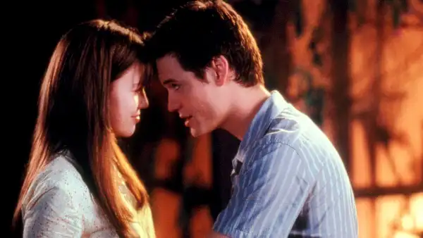 Who Should Star in the A Walk to Remember Reboot Us Dream Casting 377 Lead