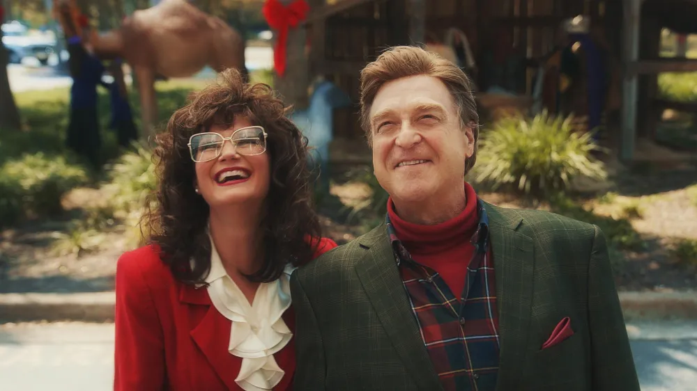 Why Jennifer Nettles Son Started Crying After Meeting Righteous Gemstones Costar John Goodman 888