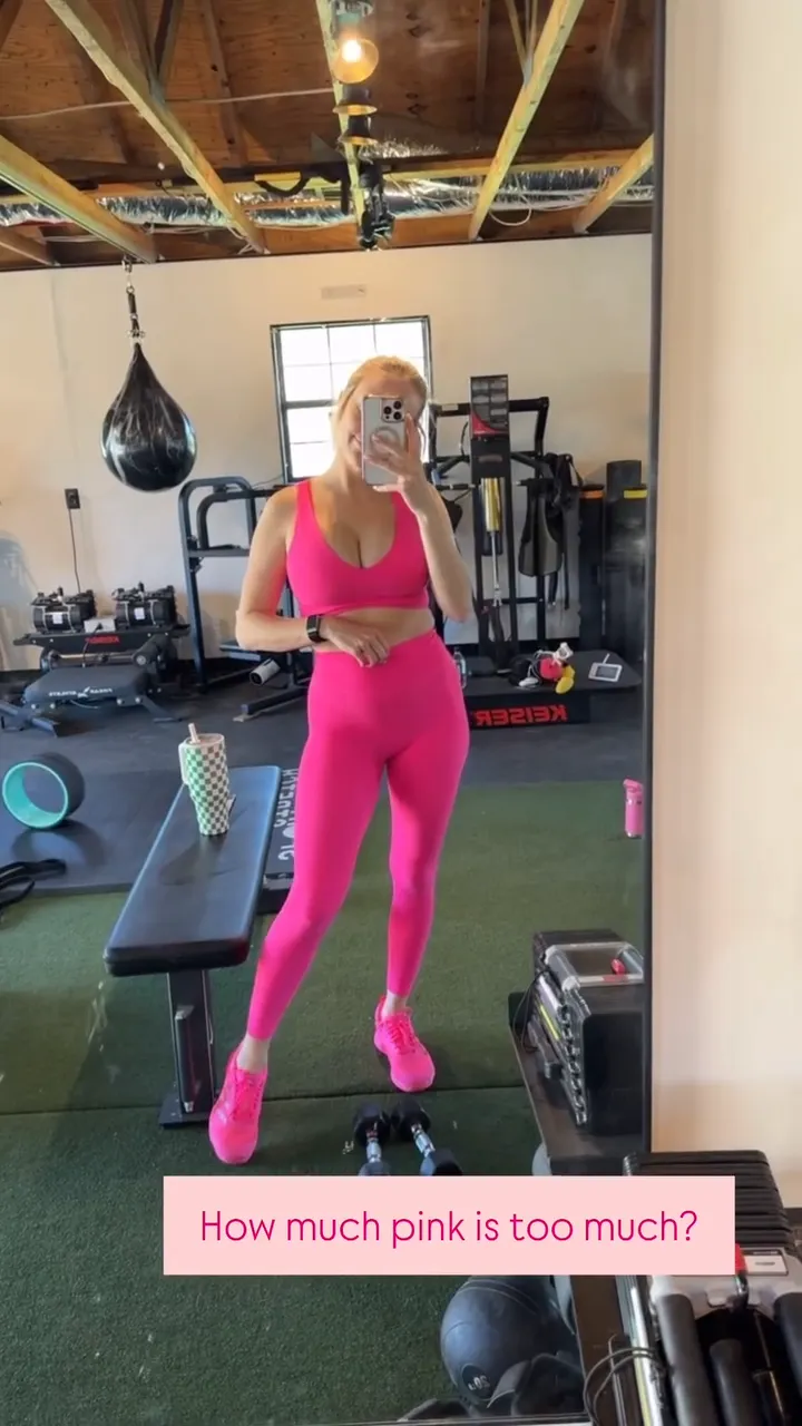 Brittany Mahomes Shows Off Postpartum Body in Hot Pink Workout Outfit