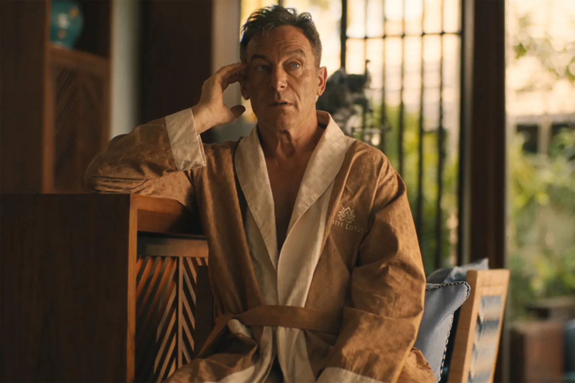 Jason Isaacs Jokes He Mentions Full Frontal Scenes in Every Show Contract After The White Lotus