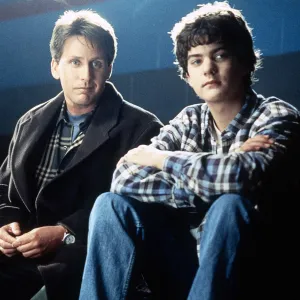 Joshua Jackson Recalls Important Lesson From Emilio Estevez After Incident on Mighty Ducks Set