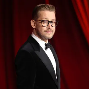 Macaulay Culkin Says His Dad Taught Him What Not to Do With His Own Kids Amid 30 Year Estrangement