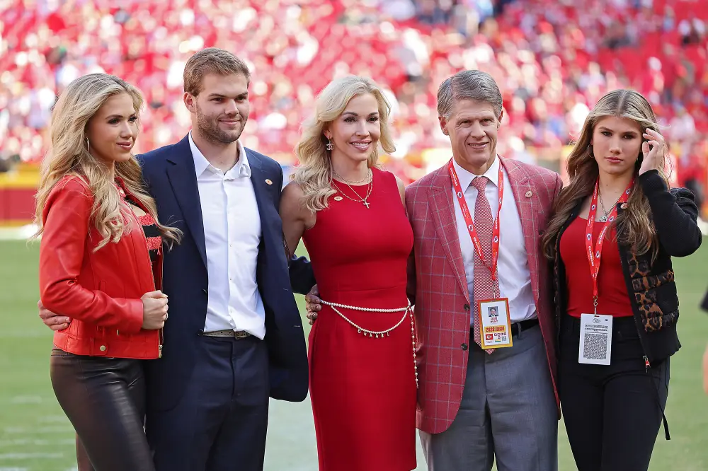 Tavia Hunt Wife of Chiefs Owner Reflects on Challenging Month After Super Bowl Loss
