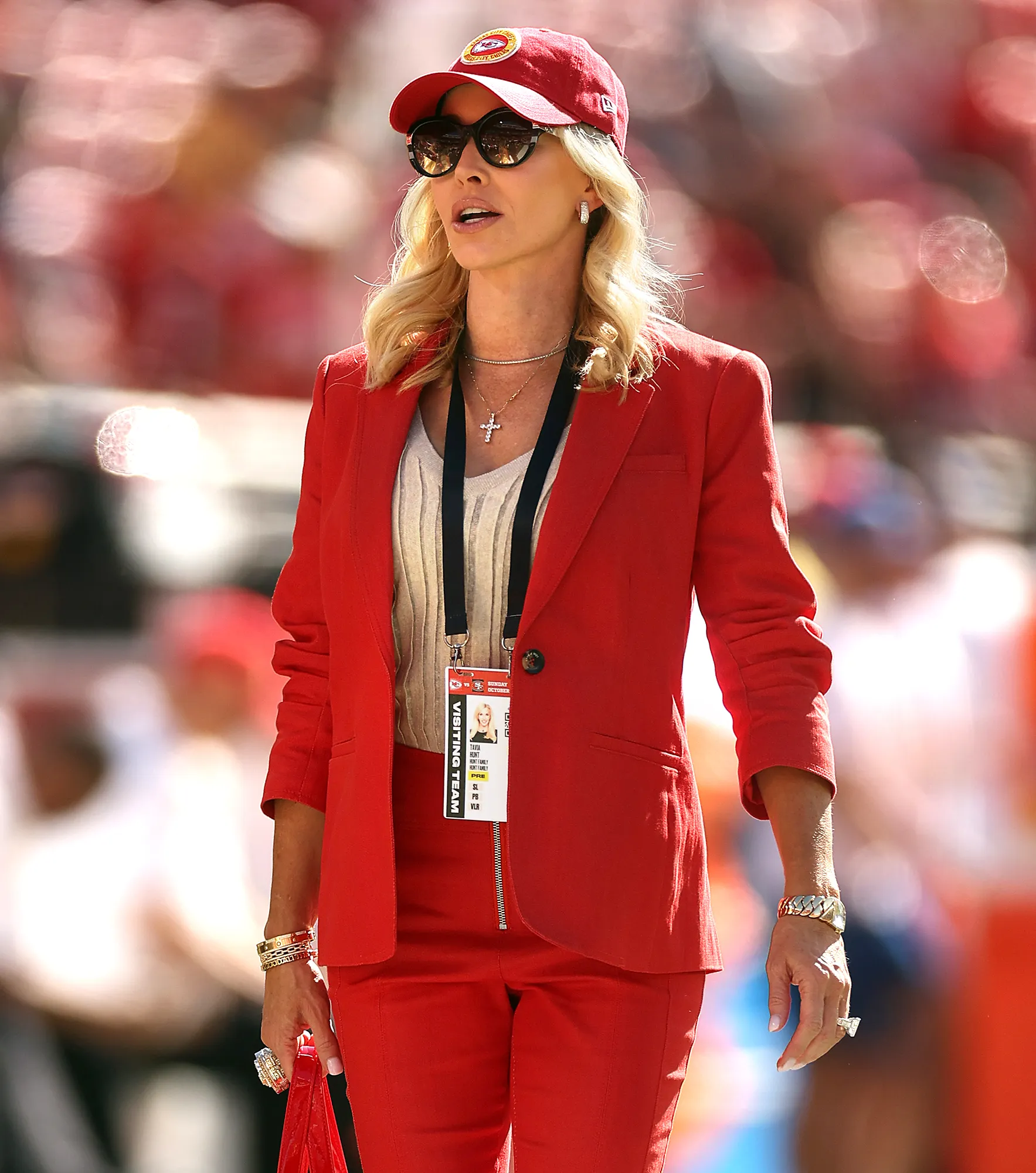 Tavia Hunt Wife of Chiefs Owner Reflects on Challenging Month After Super Bowl Loss