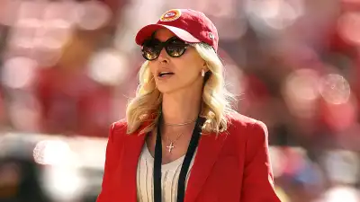 Tavia Hunt Wife of Chiefs Owner Reflects on Challenging Month After Super Bowl Loss