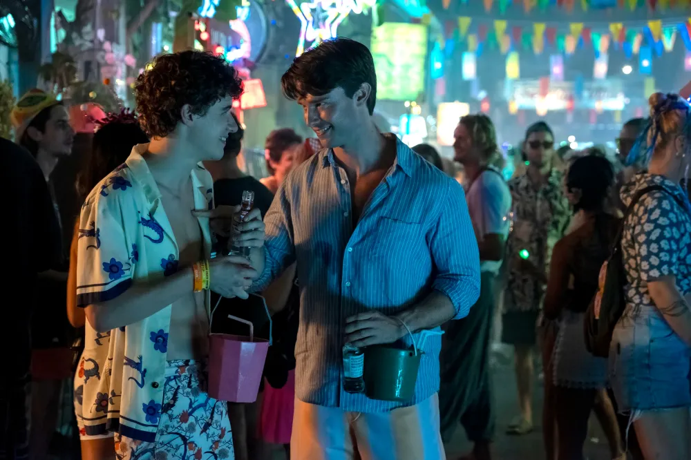 White Lotus Takes the Incest Up a Notch With Sam Nivola and Patrick Schwarzenegger Sexual Encounter