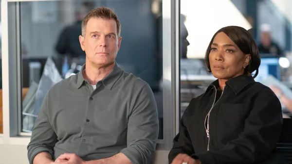 911 Costars Angela Bassett and Peter Krauses Best Quotes About Working Together