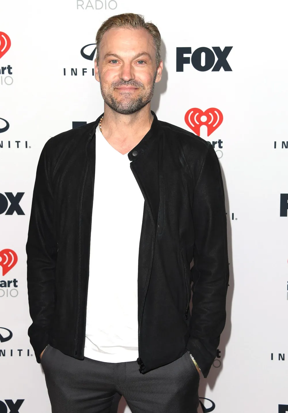 Machine Gun Kelly Unveils Child Actor Margarita at Coffee Shop After Slamming Brian Austin Green