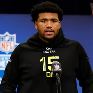 Steelers Draft Pick Derrick Harmon Shares Throwback Photo With Mom After Her Death