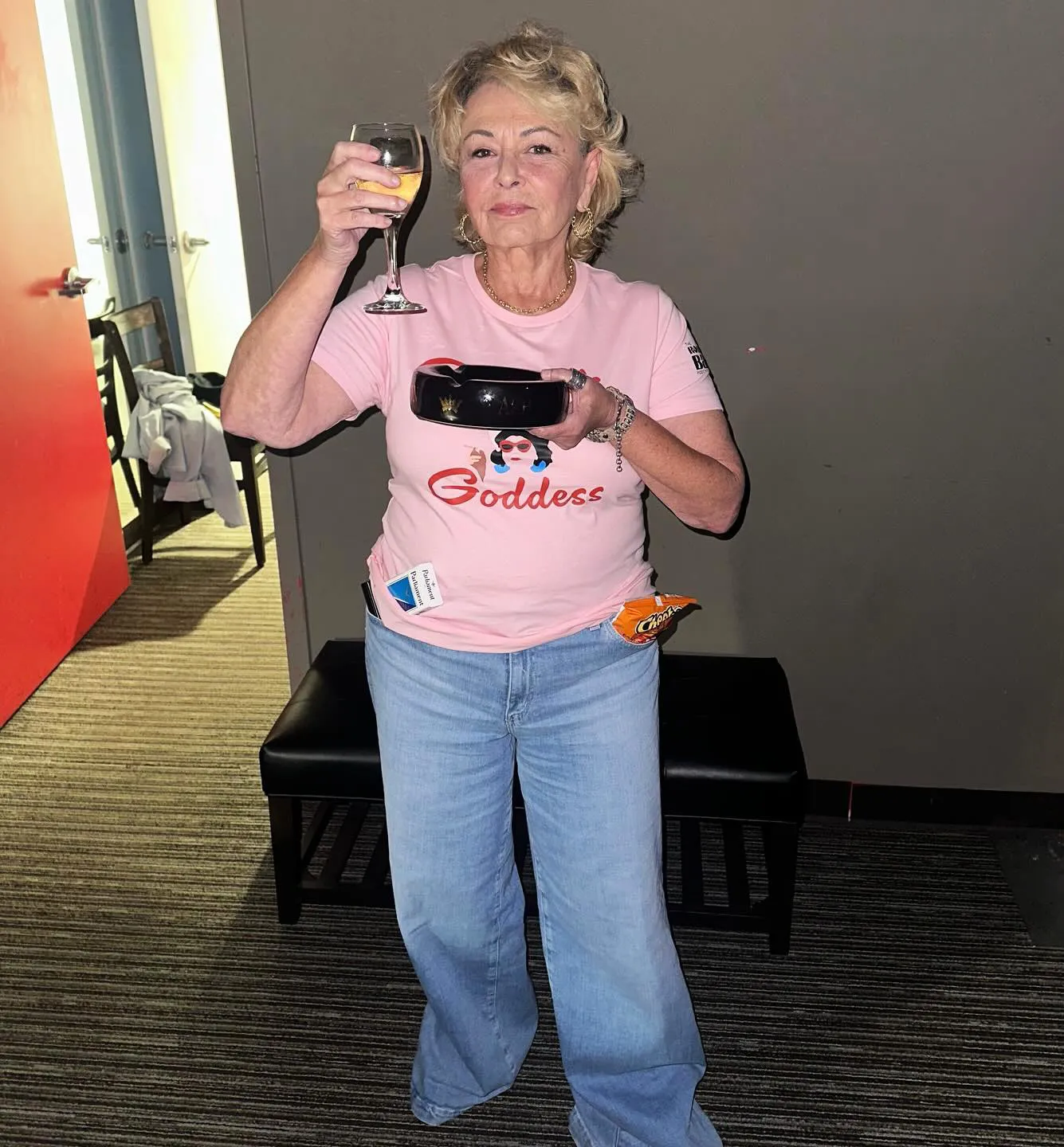 5 Hot Stories Roseanne Barr Life Now