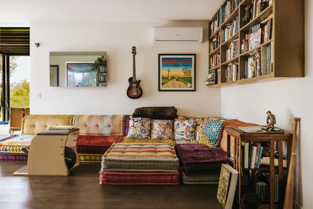 David Duchovny Lists Beachside Malibu Mansion for 12 5 Million