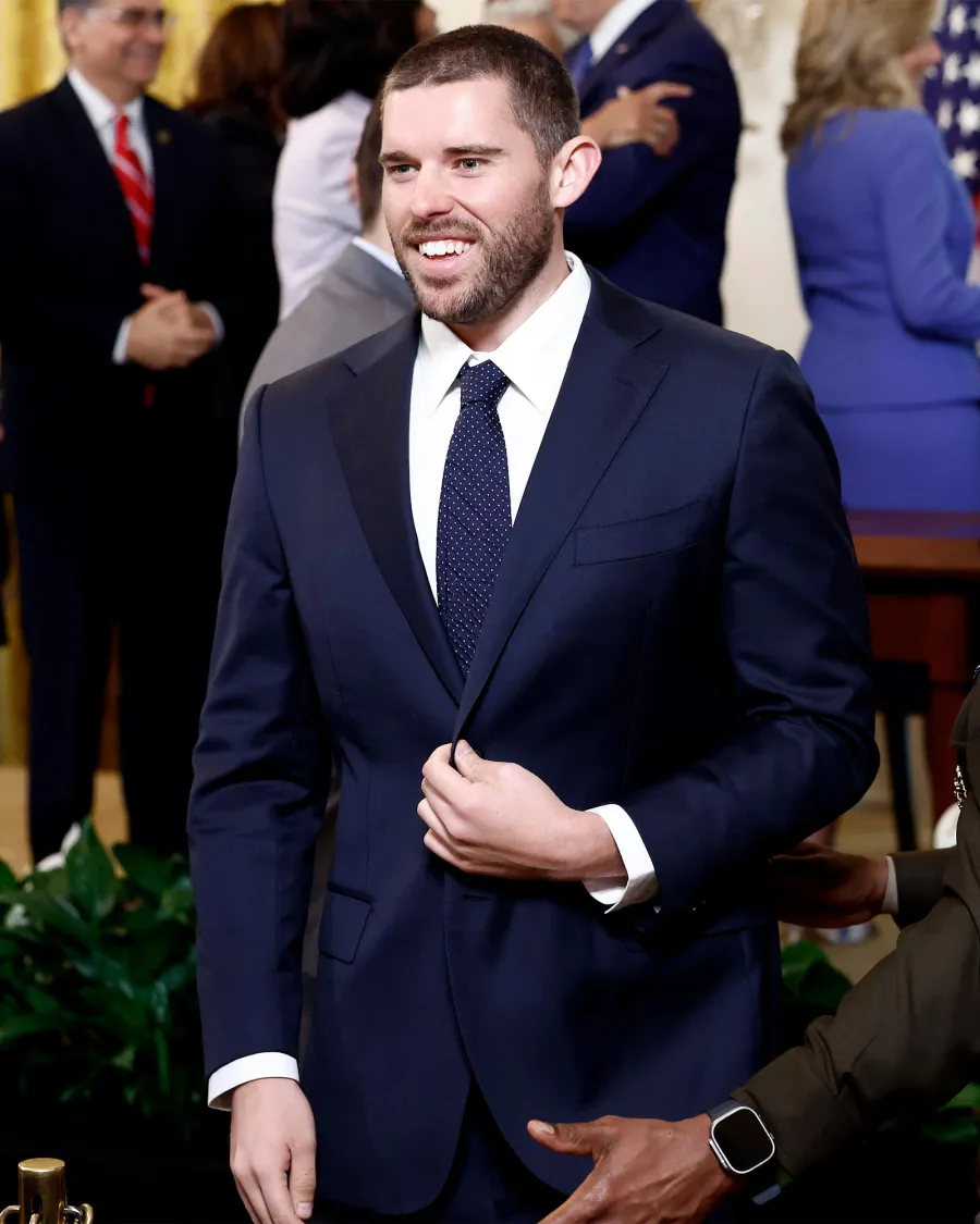 A Comprehensive Guide to Arnold Schwarzeneggers Family Members