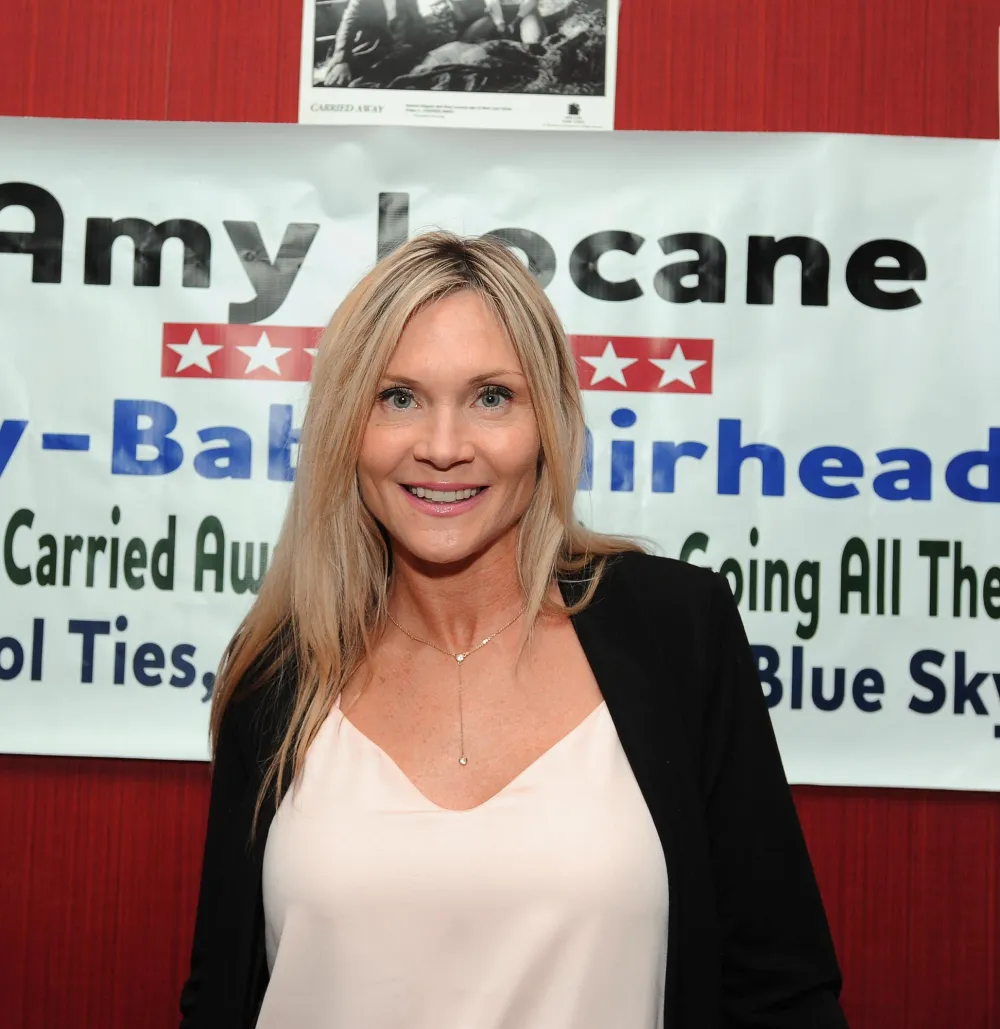Amy Locane Looks Back on Early Melrose Place Exit Shares Her Desire to Return for Reboot 438