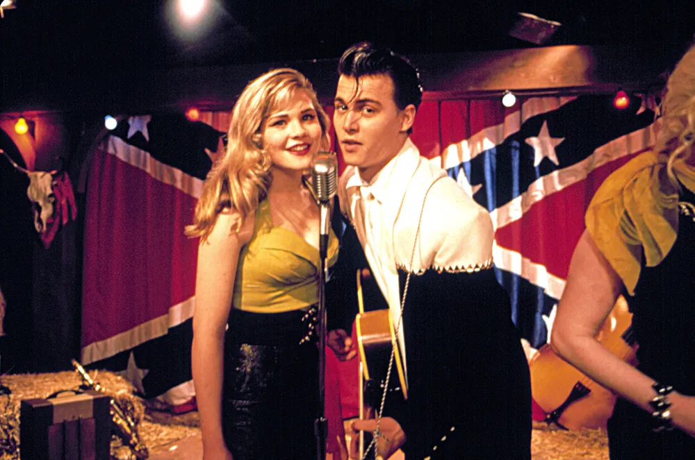 Amy Locane Talks Life After Prison