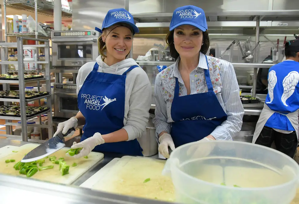 Ariana Madix Lisa Vanderpump Reveals Who She Still Does And Does Not Speak to After VPR Cast Overhaul