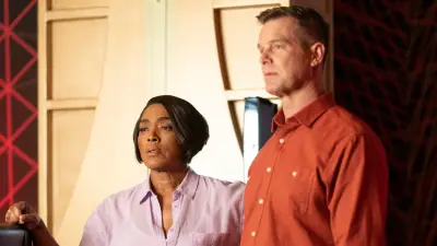 Athena Grant and Bobby Nash s 9 1 1 Romance Timeline