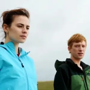 Hayley Atwell and Domhnall Gleeson in Black Mirror.