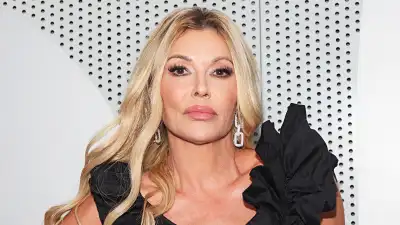 Brandi Glanville Called 911 Rushed to Hospital