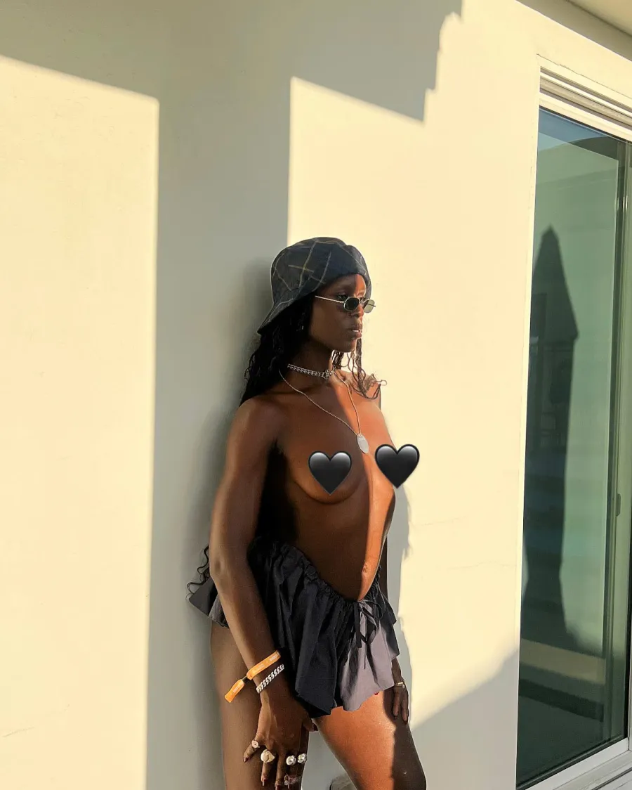 Celebs Who Have Gone Near Naked While Posing Topless Jodie Turner Smith