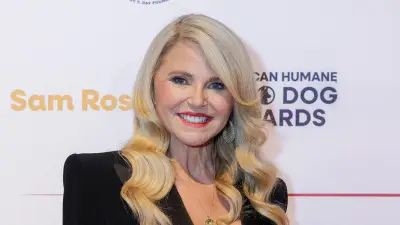 Christie Brinkley Calls Peter Cook Marriage 1 of Her Most Tormented Experiences in Memoir 294