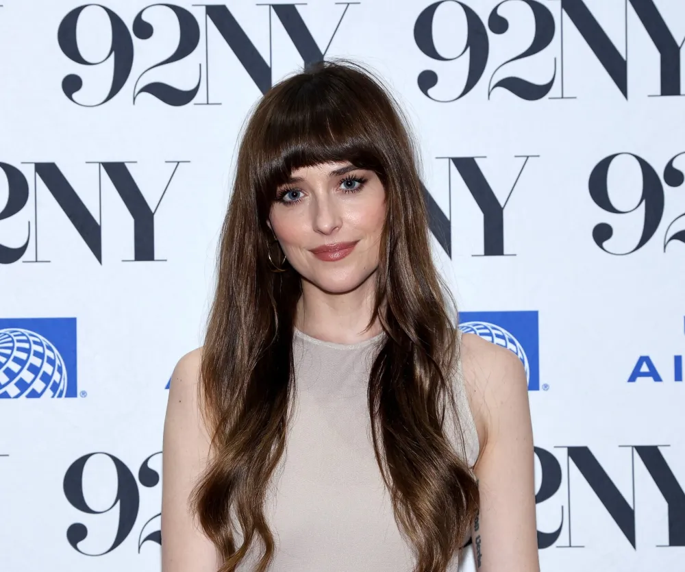 Dakota Johnson Blake Lively and More Stars Who Had Uncomfortable TV Interviews