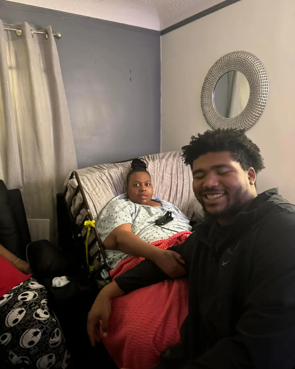 Derrick Harmon Was By His Mothers Bedside When She Died Hours After His NFL Draft Selection