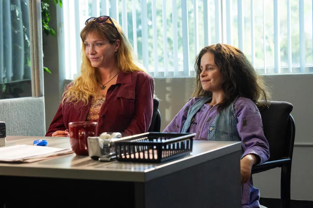 Did Christina Hendricks Reach Out to Cynthia Mans Before Playing Her in Hulu s Natalia Grace Series 7763