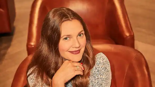 Drew Barrymore Says She Hasn t Done Anything to Her Face in Heartfelt Message About Aging 331
