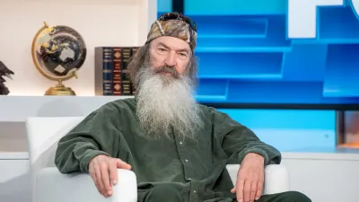Duck Dynasty Star Phil Robertsons Health Hasnt Been Good Says Son Jase