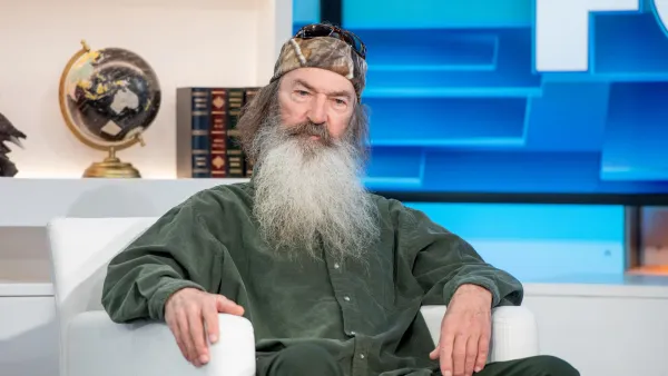 Duck Dynasty Star Phil Robertsons Health Hasnt Been Good Says Son Jase