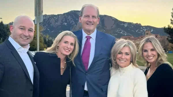 Elisabeth Hasselbeck Mourns the Death of Her Father in Law Former NFL Tight End Don Hasselbeck