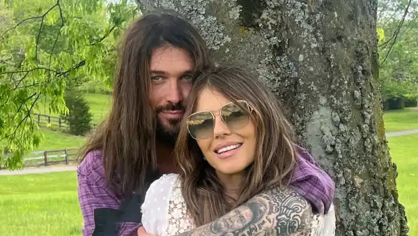 Elizabeth Hurley and Billy Ray Cyrus Cozy Up in New Pics