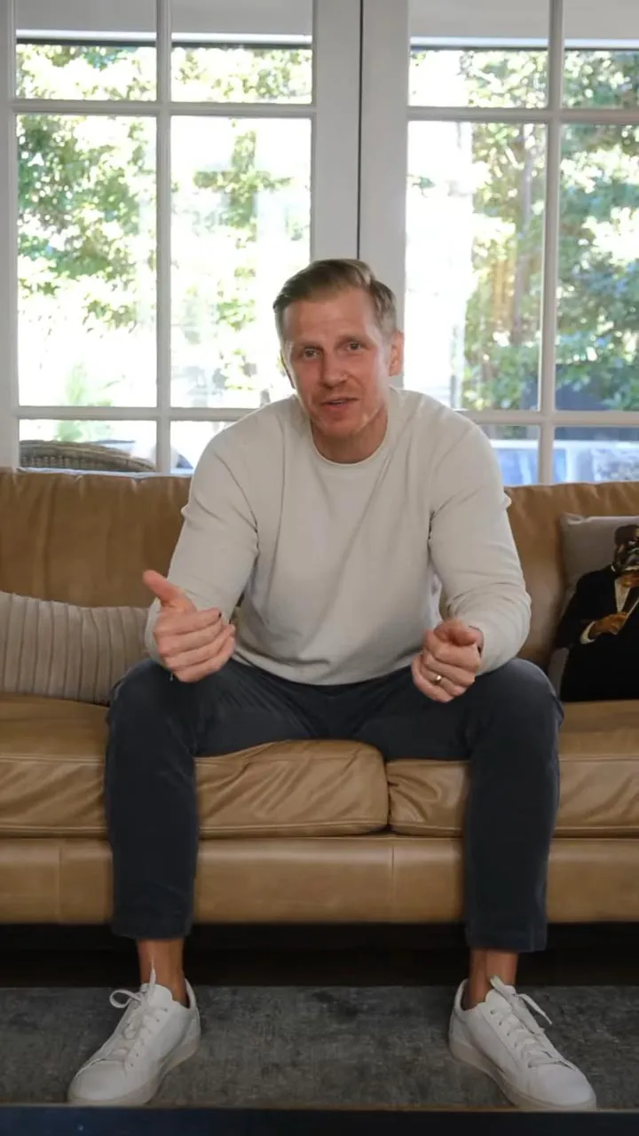 Everything Bachelor Nation s Sean Lowe Has Said About His Dog Attack Pretty Darn Traumatic 857