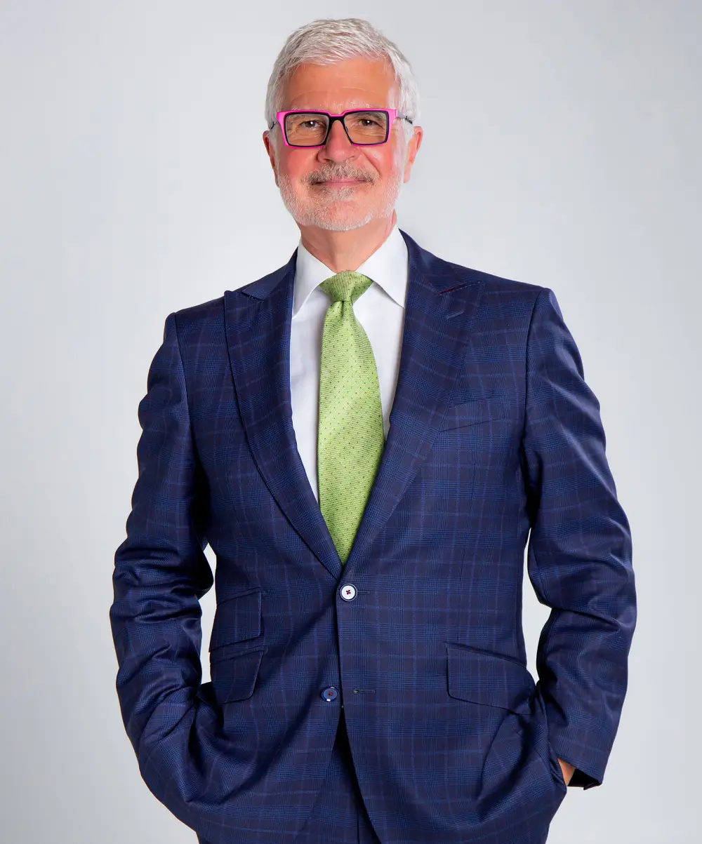 Feature Doctor to the Stars Shares his 7 daily tips with US Weekly for a Healthier Life